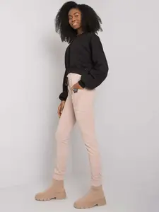 Béžové tepláky s kapsami