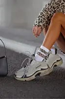 Milena Dámske Ponožky Dva Škvrnité Pásiky Biele