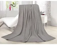 Fleecová deka Lara 220x240 cm, šedo-strieborná%