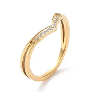 Clear Cubic Zirconia Wave Finger Ring