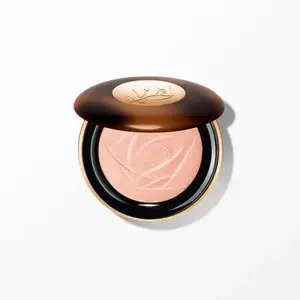 Lancôme Teint Idole Ultra Wear C.E. Skin Transforming Highlighter rozjasňovač se sérem - 01 Light glow 10 g