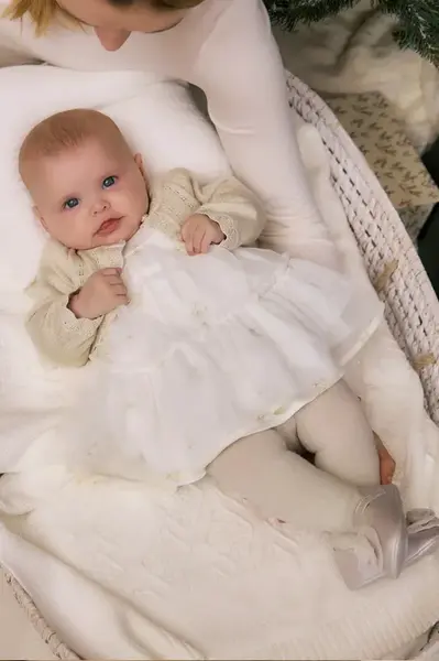 Kojenecké šaty Mayoral Newborn béžová barva, mini, áčková, 2817