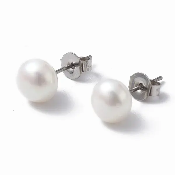 Natural Pearl Ear Studs