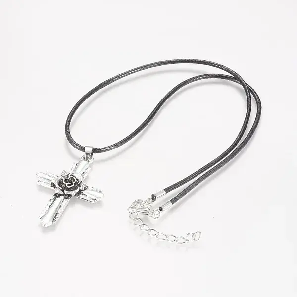 Alloy Pendant Necklaces