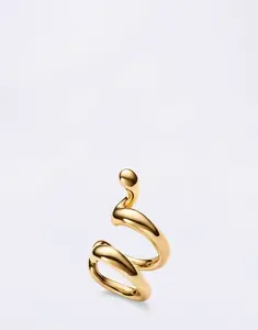 Maria Black Whirl Ear Cuff Gold Gold