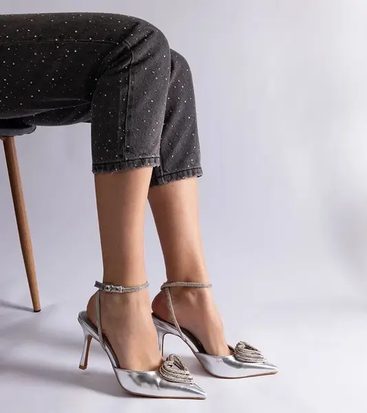 Gemre Silver slingback stilettos embellished with zirconia Isoda