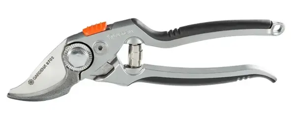 Gardena - Záhradné nožnice Premium BP 50 8702-20