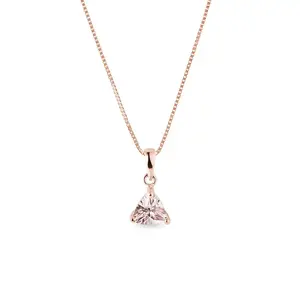Přívěsek z růžového zlata s morganitem v brusu trilion KLENOTA
