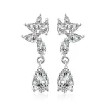 Beneto Úchvatné stříbrné náušnice se zirkony AGUP863L