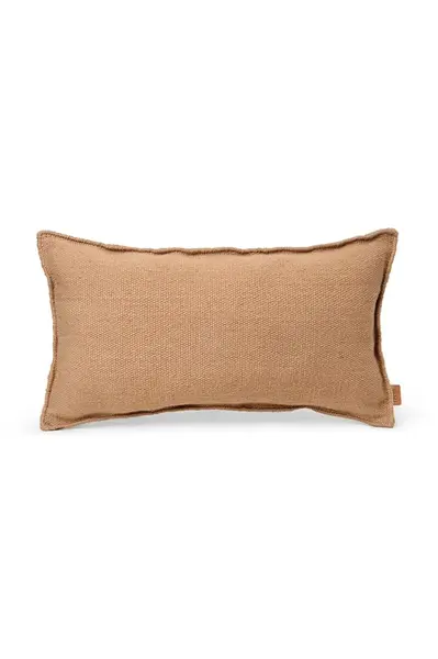 Dekorativní polštář ferm LIVING Desert 53 x 28 cm. béžová barva