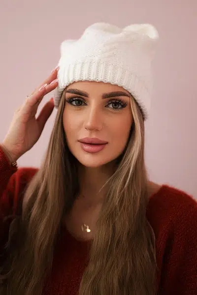 Kesi Dámska čiapka Lorena K377 biely