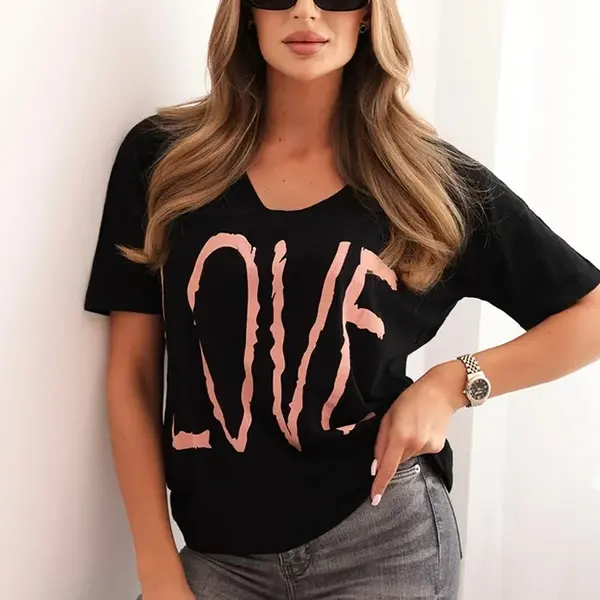 Kesi Dámska bavlnená blúzka s výstrihom do V a potlačou LOVE čierna