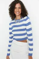 Trendyol Lilac Crop Basic pruhovaný pletený sveter