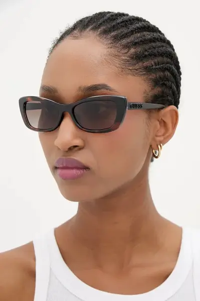 Sluneční brýle Guess