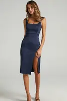 Madmext Námořnická modrá pásková štěrbina Detailní midi šaty