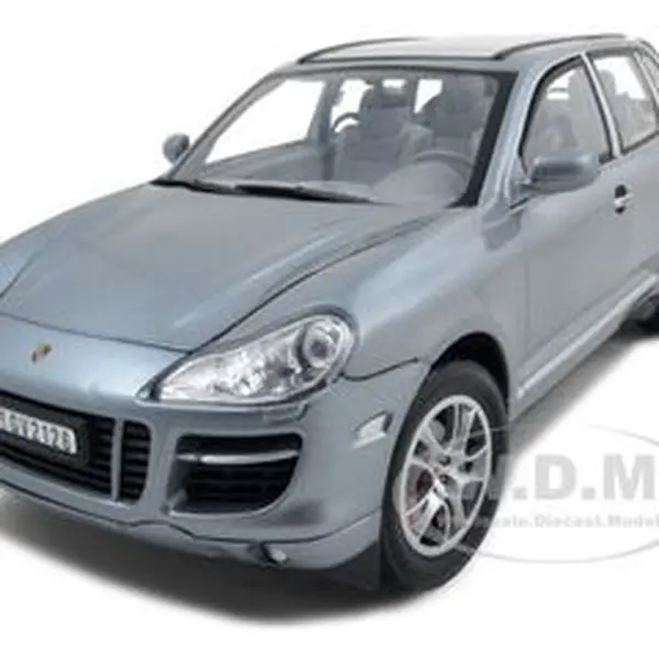 2008 Porsche Cayenne Turbo Silver 1/18 Diecast Model Car by Motormax