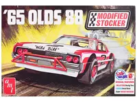 Skill 2 Model Kit 1965 Oldsmobile 88 "Modified Stocker" 1/25 Scale Model by AMT