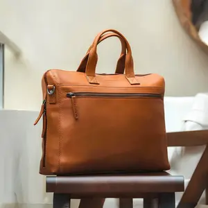 Pánska kožená taška na notebook The Chesterfield Brand Noah - koňak