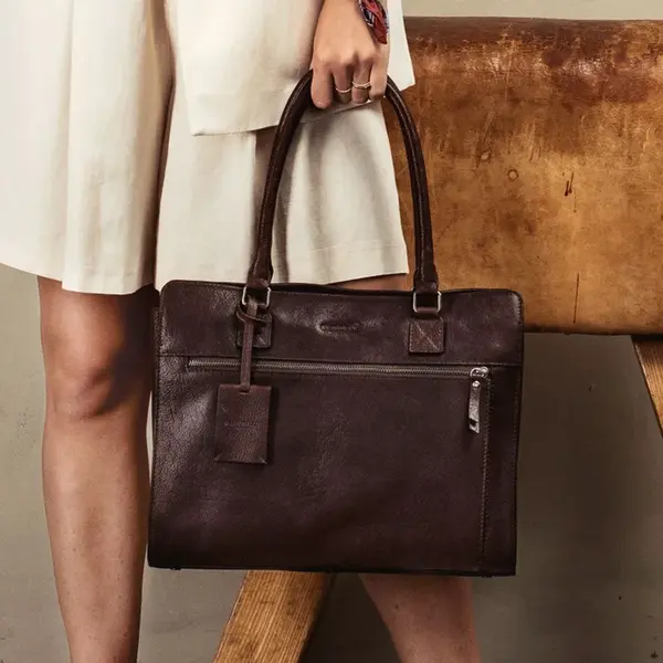 Dámska kožená kabelka Burkely Dennis - tmavo hnedá