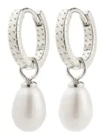Pilgrim Náušnice 'Elliana'  strieborná / perlovo biela