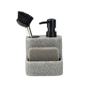 Justinus SADA KARTÁČŮ