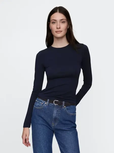 GAP Long Sleeve T-Shirt - Women's