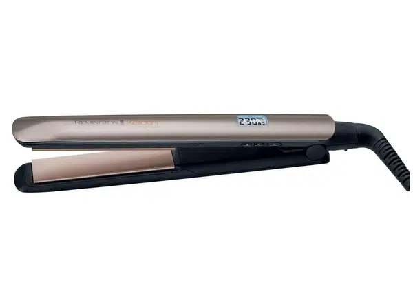 Žehlička na vlasy Remington Keratin Protect S8540 + dárek zdarma
