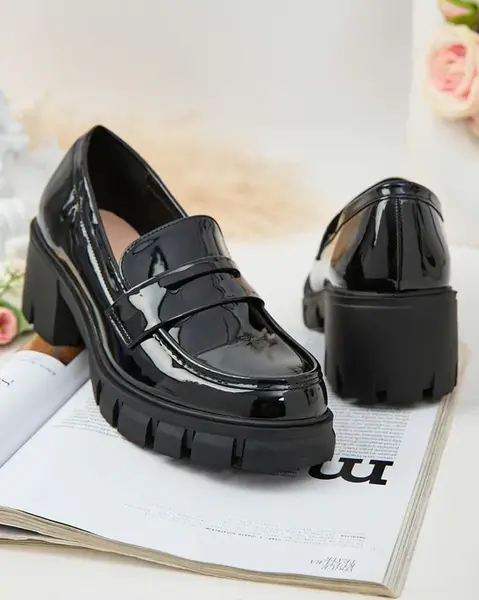 Resti Women's moccasins on a low post Denebel