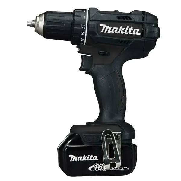 Makita Náradie - 18V AKU vŕtací skrutkovač, 2x aku 3,0 Ah, nabíjačka DDF482RFEB