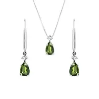 Set náhrdelníku a náušnic s vltavínem v bílém zlatě KLENOTA