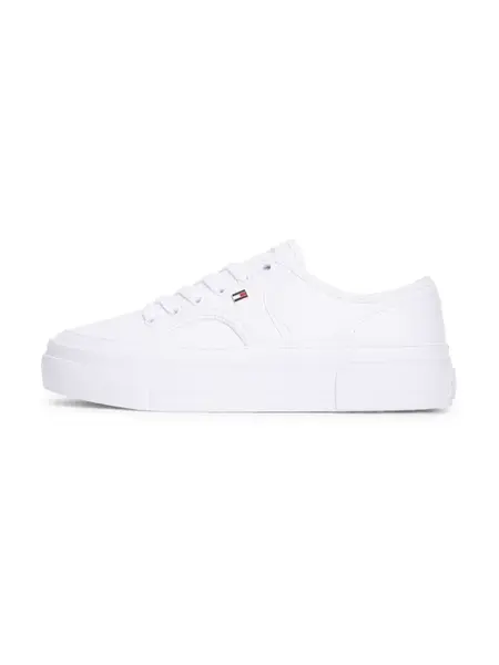 TOMMY HILFIGER Nízke tenisky 'Logo Pebble Grain Platform'  biela