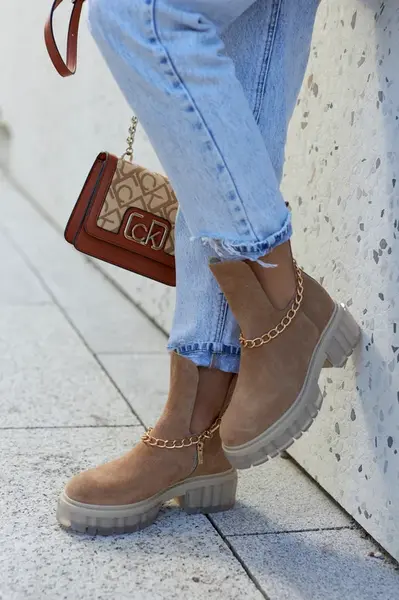Boto Módní semišové kozačky s střihem Camel Forget Me