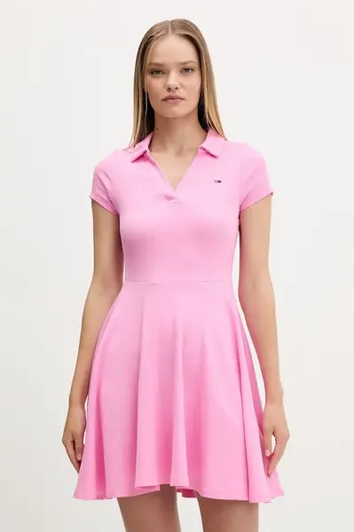Tommy Jeans rozšířené šaty bavlněné s elastanem