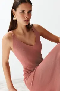Trendyol Dusty Rose Maxi Knitwear Basic Dress