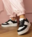 Gemre Black sports sneakers on Luneta platform