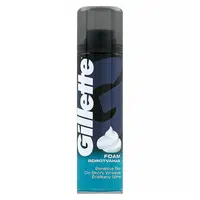 GILLETTE Classic Sensitive pánská pěna na holení 200 ml