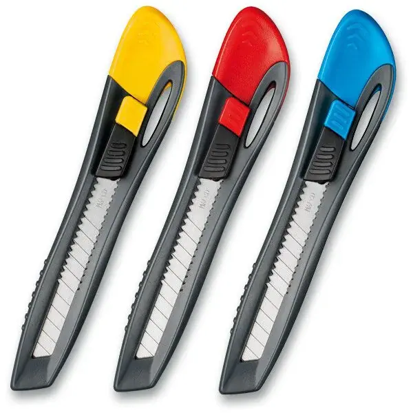 Odlamovací nůž Maped Universal - 9 mm, mix barev