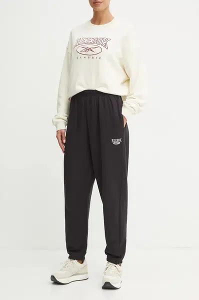 Bavlněné tepláky Reebok Classic černá barva, s aplikací, 100205172