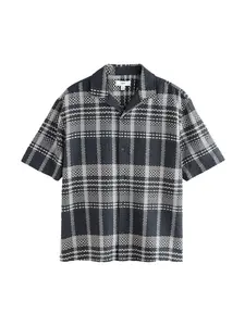 Next Košeľa  čierna / biela