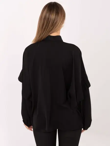 Černá halenka s volány