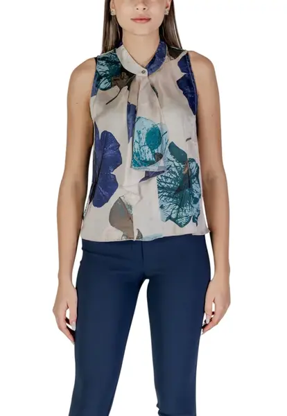 Rinascimento halenka s květinovým vzorem