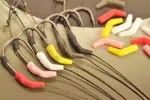 Korda rovnátka kickers-red white medium