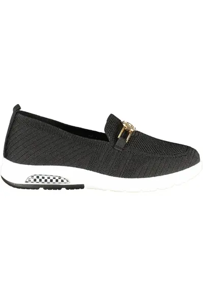 Elegantní černé ženské polobotky