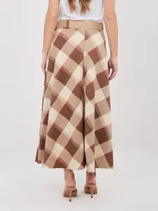 Hnědá maxi sukně v kostce