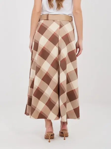 Hnědá maxi sukně v kostce