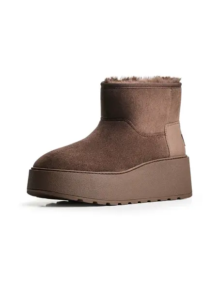 Bershka Nízke čižmy  hnedá
