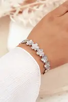 Dámsky náramok z nehrdzavejúcej ocele s kvetmi