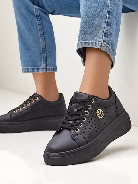 Resti Women's perforated sports sneakers Leopess