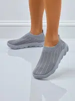 Resti Women's Slip-On Fabric Sports Shoes Perrey