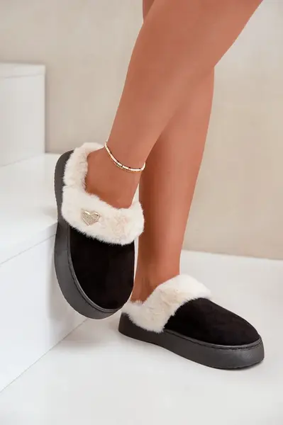 FK1 Dámske Papuče S Kožúškom A Dekoratívnym Srdcom Čierne Otielo